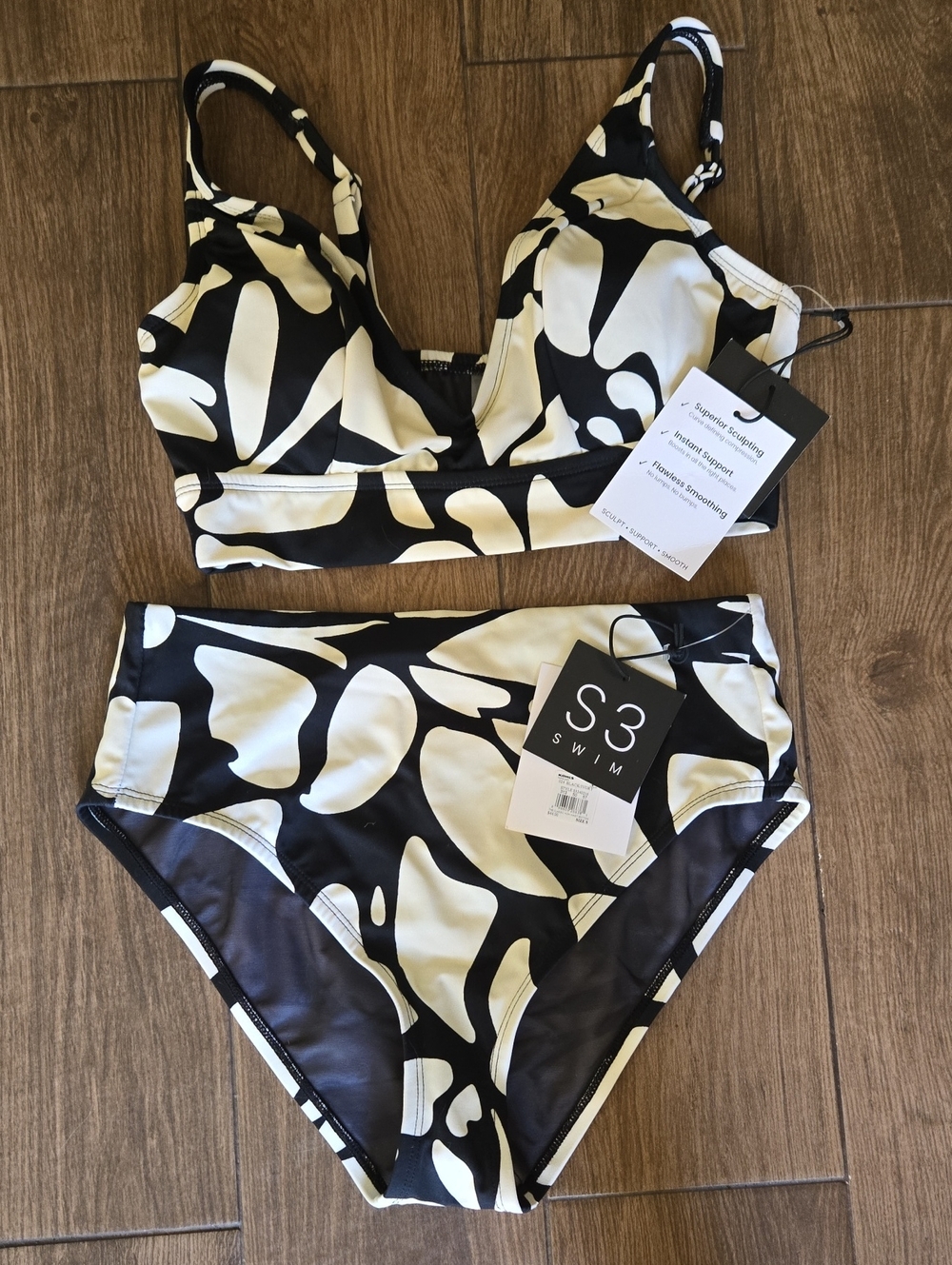 Women's Black & Cream Printed Bikini Set